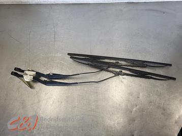 Ruitenwisserarm set van een Dodge RAM beschikbaar voor biedingen