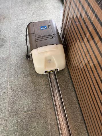Garagemotor beschikbaar voor biedingen