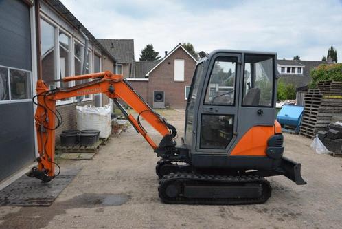 graafmachine 2,6 ton Hitachi EX22, Articles professionnels, Machines & Construction | Grues & Excavatrices, Excavatrice, Enlèvement