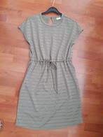 Robe casual Only - Nouveau !, Enlèvement ou Envoi, Taille 38/40 (M)