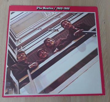 2 LP The Beatles - 1962 - 1966 (Red Album) beschikbaar voor biedingen