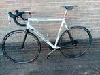 Koersfiets alu Duratec 28inch 3x9 speed framemaat 59 Xl 🚴‍♂, Fietsen en Brommers, Ophalen, Zo goed als nieuw, Overige typen, Oxford Sparta Batavus Norta gazelle Granville Sparta cube trek
