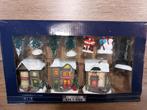 Kerstdorp Magic Village huisjes  + keramieken decoratie, Divers, Noël, Comme neuf, Enlèvement ou Envoi