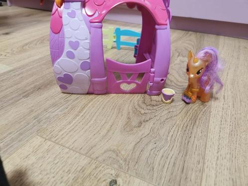 My Little Pony + huis + hek, Kinderen en Baby's, Speelgoed | My Little Pony, Gebruikt, Ophalen