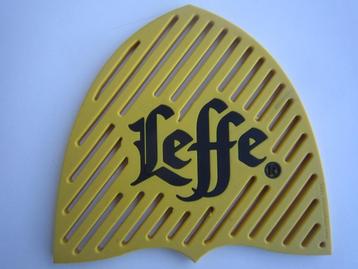LEFFE ..pan/pot-onderzetters (ruber) beschikbaar voor biedingen