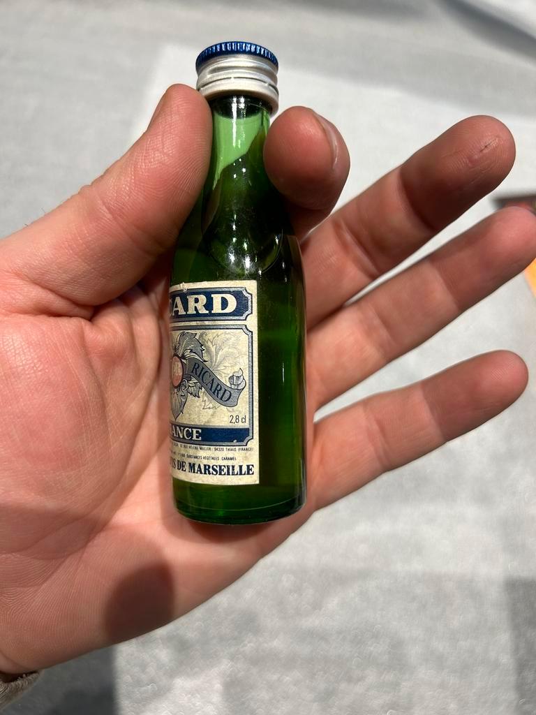 ② Mignonette Ricard 2,8cl. Vide — Marques & Objets publicitaires — 2ememain