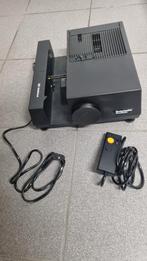 Goed werkende diaprojector in originele doos met dialades, Audio, Tv en Foto, Diaprojectoren, Ophalen