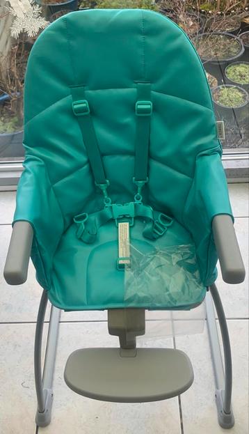 kinderstoel & eetstoel nieuw beschikbaar voor biedingen