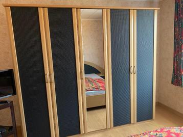 slaapkamerkasten beschikbaar voor biedingen