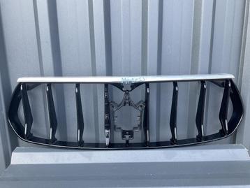 Bumper Grill Maserati Levante LIFT 17- 670091447 Gril Mi-210 beschikbaar voor biedingen