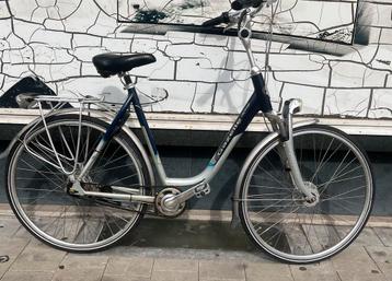 Te koop Gazelle damesfiets beschikbaar voor biedingen