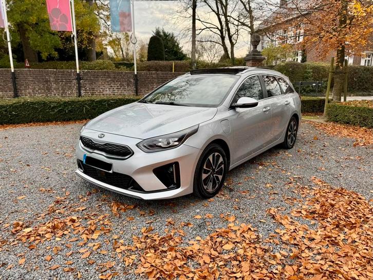 Kia Ceed 1.6 PHEV Hybride Key-less Toit LED Camera, Autos, Kia, Entreprise, Achat, (Pro) Cee d, ABS, Phares directionnels, Régulateur de distance