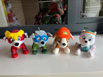 Paw Patrol 4 leuke knuffels beschikbaar voor biedingen