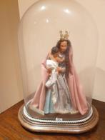 Wassen mariabeeld met kind onder glazen stolp (Klarissen), Antiek en Kunst, Ophalen