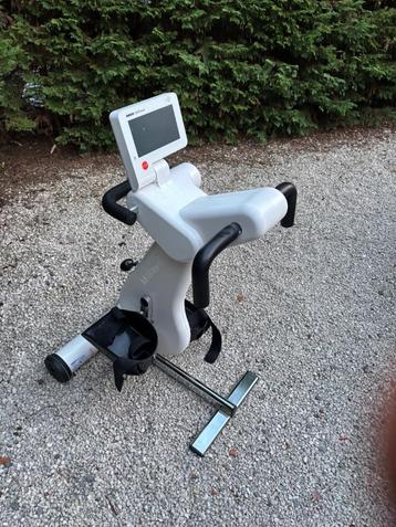 Motomed Loop 3 benen in top staat . Voor diverse pathologiee beschikbaar voor biedingen