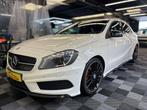 Mercedes-Benz A 180 benzine Full AMG-PACK bj. 10/2014 Euro 6, Auto's, Mercedes-Benz, Zwart, 4 cilinders, Alcantara, Wit