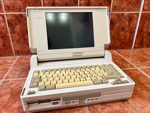 Compaq SLT 386s/20, Computers en Software, Vintage Computers, Ophalen of Verzenden