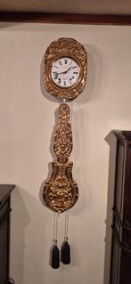 Horloge comtoise murale, Enlèvement