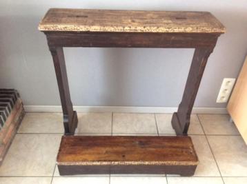 Te koop antieke knielbank beschikbaar voor biedingen