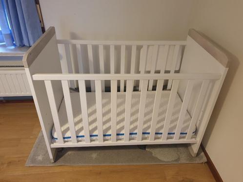 Kwalitatief meegroeibed (baby tot kinderen), Kinderen en Baby's, Kinderkamer | Bedden, Zo goed als nieuw, Minder dan 140 cm, Minder dan 70 cm