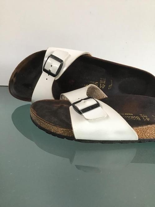 Gratis Verzenden | Birkenstock Madrid lak witte slippers 41, Kleding | Dames, Schoenen, Zo goed als nieuw, Slippers, Wit, Verzenden