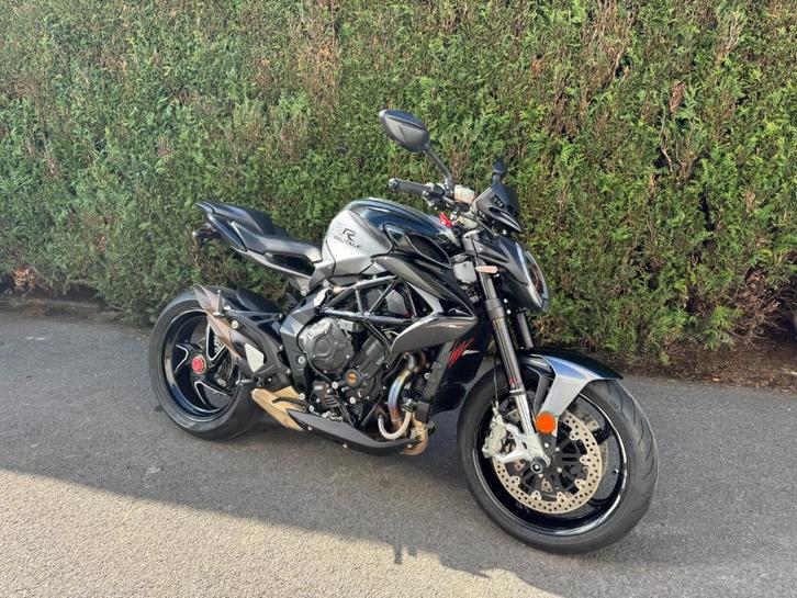 MV Agusta - BRUTALE 800 RR, Motoren, Motoren | MV Agusta, Bedrijf, Naked bike, meer dan 35 kW, 3 cilinders, Ophalen
