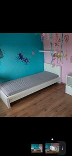 Bed met matras en lattenbodem, Ophalen, Gebruikt