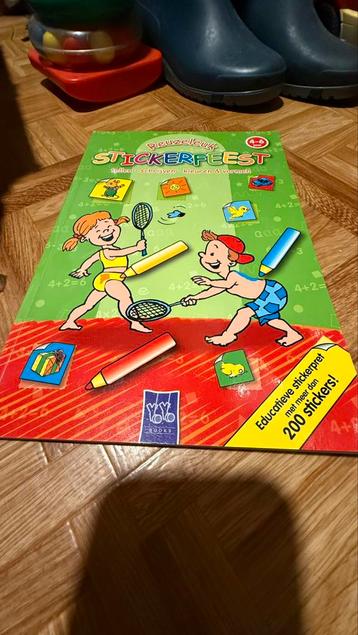 Yoyo Books! Reuzeleuk Stickerfeest! 4-6 Jaar! beschikbaar voor biedingen