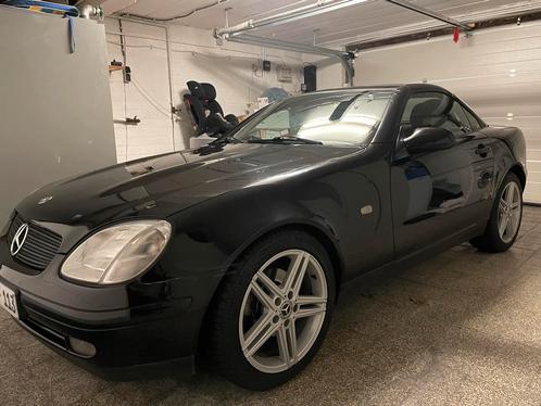 Superbe SLK 200 phase 1, impeccable avec 3 paires de roues, Auto's, Mercedes-Benz, Particulier, SLK, Benzine, Handgeschakeld, Zwart