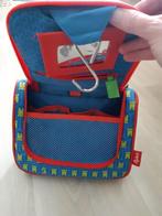 Trousse de toilette pour enfants, Enfants & Bébés, Accessoires de mode pour enfants, Enlèvement, Comme neuf