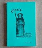 Pluik - geschiedenis van de Pauwelviering in Galmaarden//hia, Livres, Histoire & Politique, Comme neuf, Enlèvement