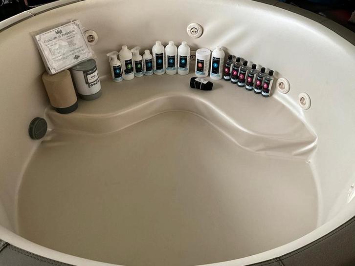 Softub portico 5/6 pers., Tuin en Terras, Bubbelbaden en Hottubs, Zo goed als nieuw, Afdekzeil, Filter, Ophalen