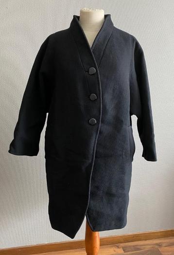 Zwarte vintage mantel Couture Adeline maat 42