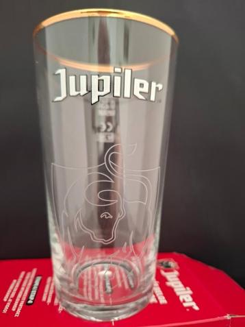 Jupiler Boerke 25 cl met  gegraveerde stier. beschikbaar voor biedingen