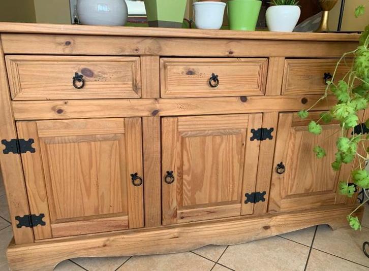 Mexicaans dressoir van massief grenen, Huis en Inrichting, Kasten | Buffetkasten, Zo goed als nieuw, Ophalen