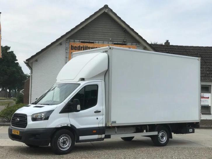 Ford Transit 2.0 TDCI Euro 6 Bakwagen Koffer + Laadklep, Auto's, Bestelwagens en Lichte vracht, Bedrijf, Te koop, ABS, Bluetooth