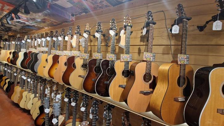 -20% op nieuwe Seagull en Art&Lutherie  akoestisch, Godin..., Muziek en Instrumenten, Snaarinstrumenten | Gitaren | Akoestisch