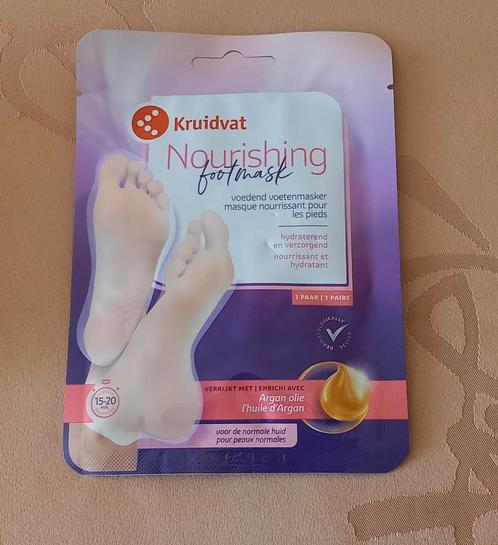 Kruidvat voedend voetenmasker 1 paar., Handtassen en Accessoires, Uiterlijk | Lichaamsverzorging, Nieuw, Ophalen