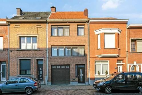 Bel-etage in Merksem met ruime garage, 3slk, tuin, Immo, Maisons à vendre, Anvers (ville), Jusqu'à 200 m², Maison 2 façades, Ventes sans courtier