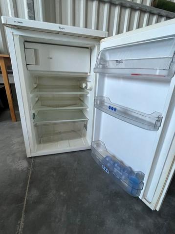 Kleine ijskast met diepvries vak whirlpool, Enlèvement, Comme neuf