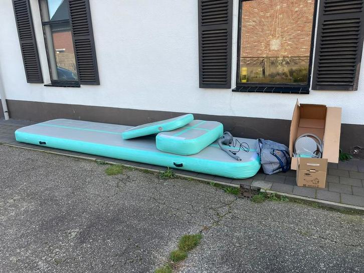 Airtrack met 2 extra blokken, Sport en Fitness, Turnen, Zo goed als nieuw, Ophalen