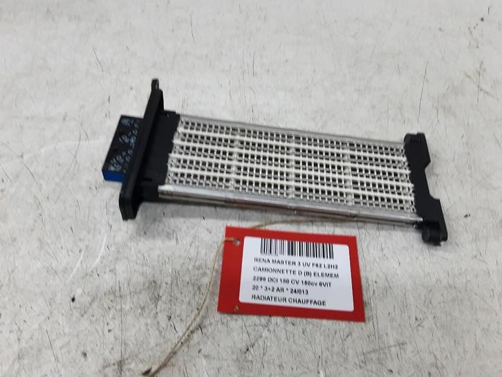 KACHELRADIATEUR Renault Master III (FV) (A52103200), Auto-onderdelen, Airco en Verwarming, Renault, Gebruikt