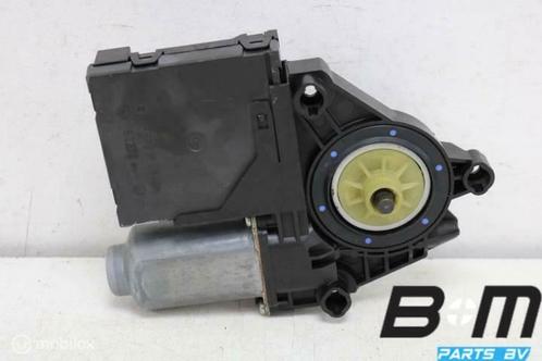 Raammotor rechtsvoor VW Caddy 2K 1T0959702M, Auto-onderdelen, Interieur en Bekleding, Gebruikt