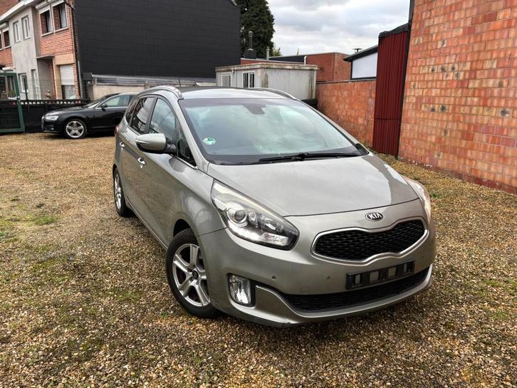 Kia Carens 1.7 CRDi   7zitplaatsen  euro 5, Auto's, Kia, Particulier, Carens, ABS, Achteruitrijcamera, Airbags, Airconditioning