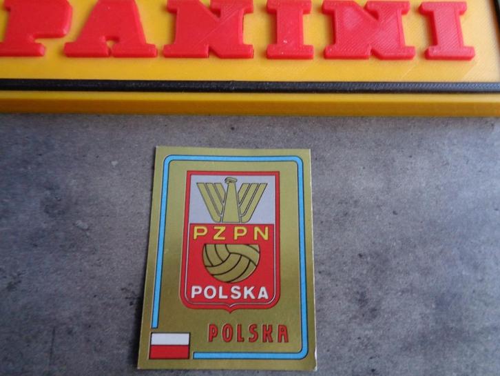 PANINI VOETBAL STICKER EURO 84 EK EMBLEEM NR 247  BADGE ONGE, Hobby en Vrije tijd, Stickers en Plaatjes, Sticker, Ophalen of Verzenden
