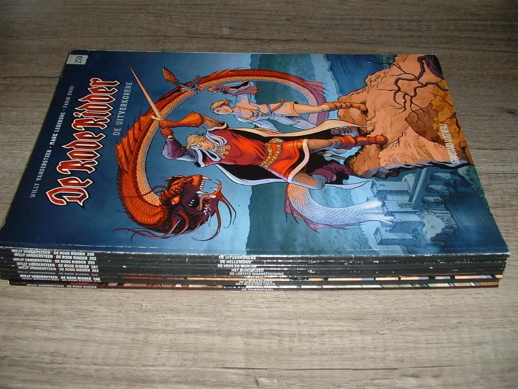 de rode ridder nieuwe uitgave 4 stuks, Boeken, Stripverhalen, Gelezen, Meerdere stripboeken, Ophalen of Verzenden