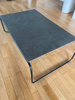 Table Salon en béton et métal noire, Ophalen