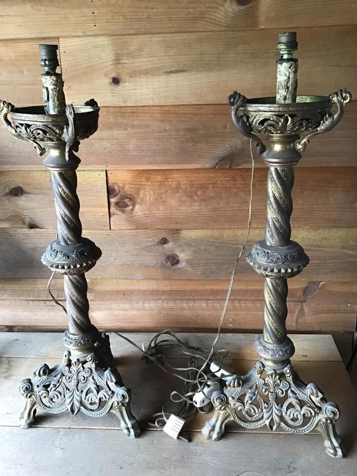 Franse Gothische lamp kandelaars, Antiek en Kunst, Antiek | Kandelaars, Koper of Brons, Ophalen of Verzenden