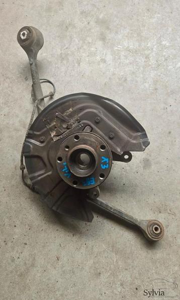 Fusee met draagarm linksvoor BMW X3 serie E83 + LCI 31213412 beschikbaar voor biedingen