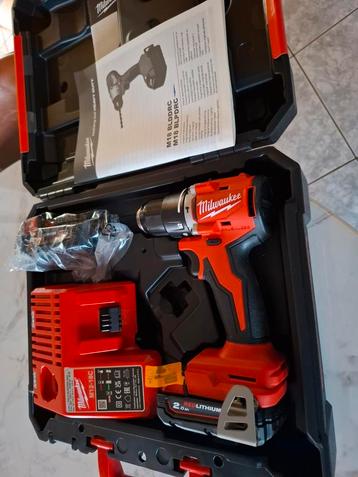 Milwaukee boormachine 18V met accu's,  compleet, Enlèvement, Neuf, Perceuse